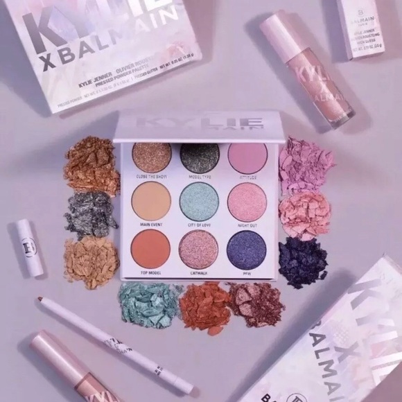 Kylie Cosmetics x Balmain Limited Edition Bundle - Picture 3 of 8